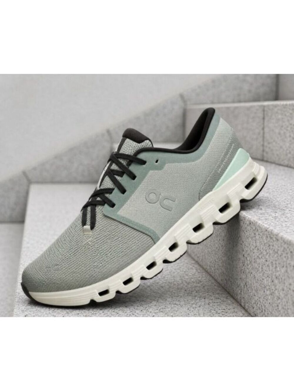 Size 9 - Men's On Cliyd X 4 Tin/Iceberg